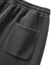 Custom sweatpants manufacturer producing premium streetwear sweatpants